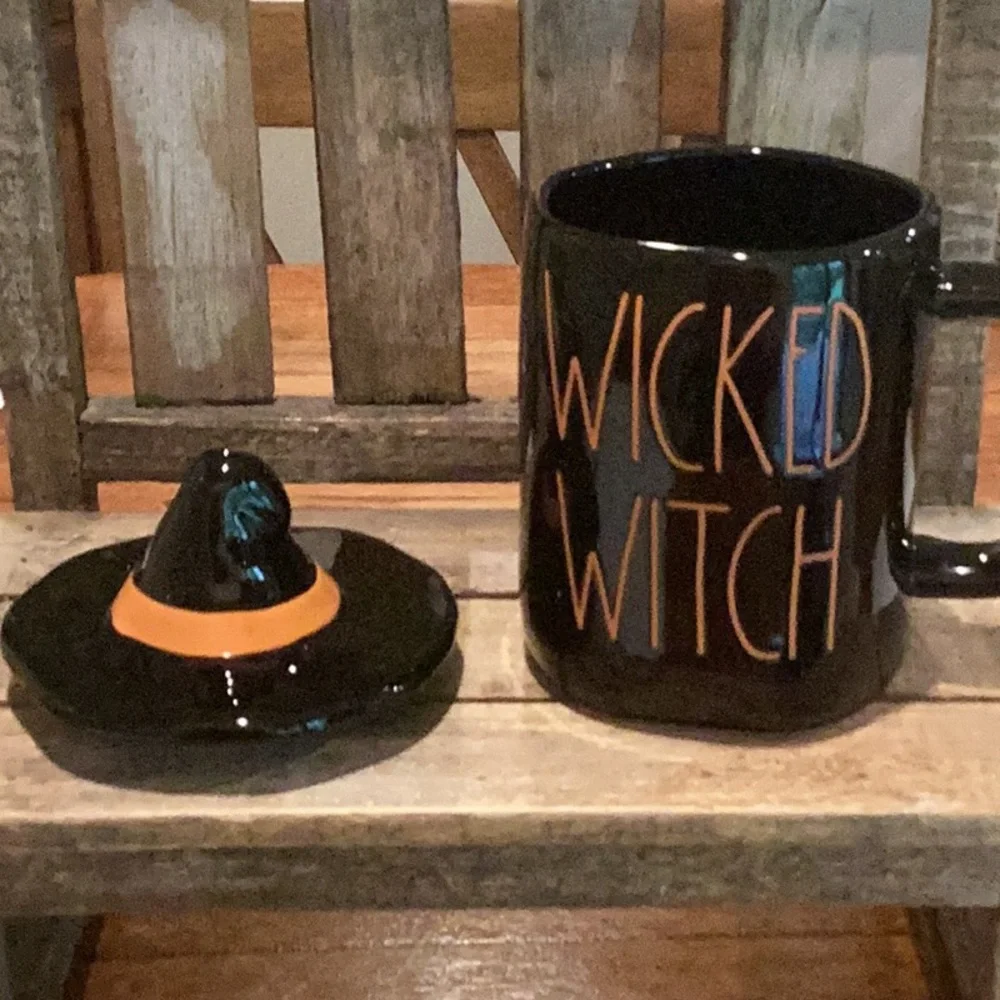 EUC - Rae Dunn WICKED WITCH mug with topper